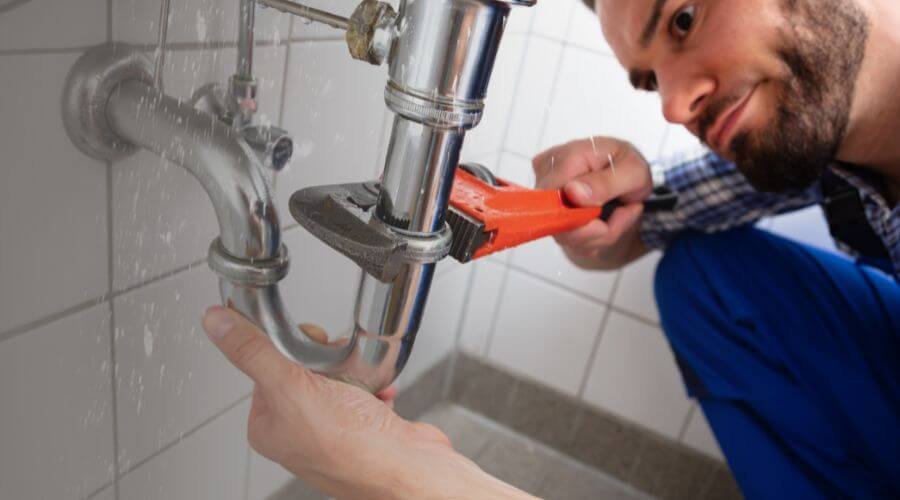 Expert burst pipe repair services in Whiteman Air Force Base, MO
